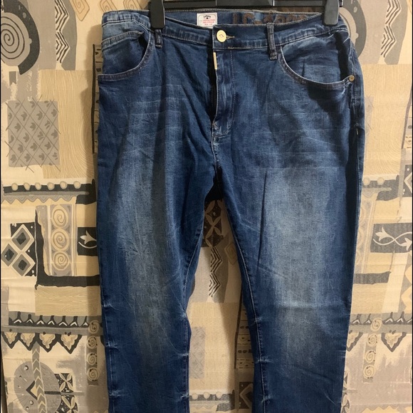 2 jeans bundle - Picture 3 of 4